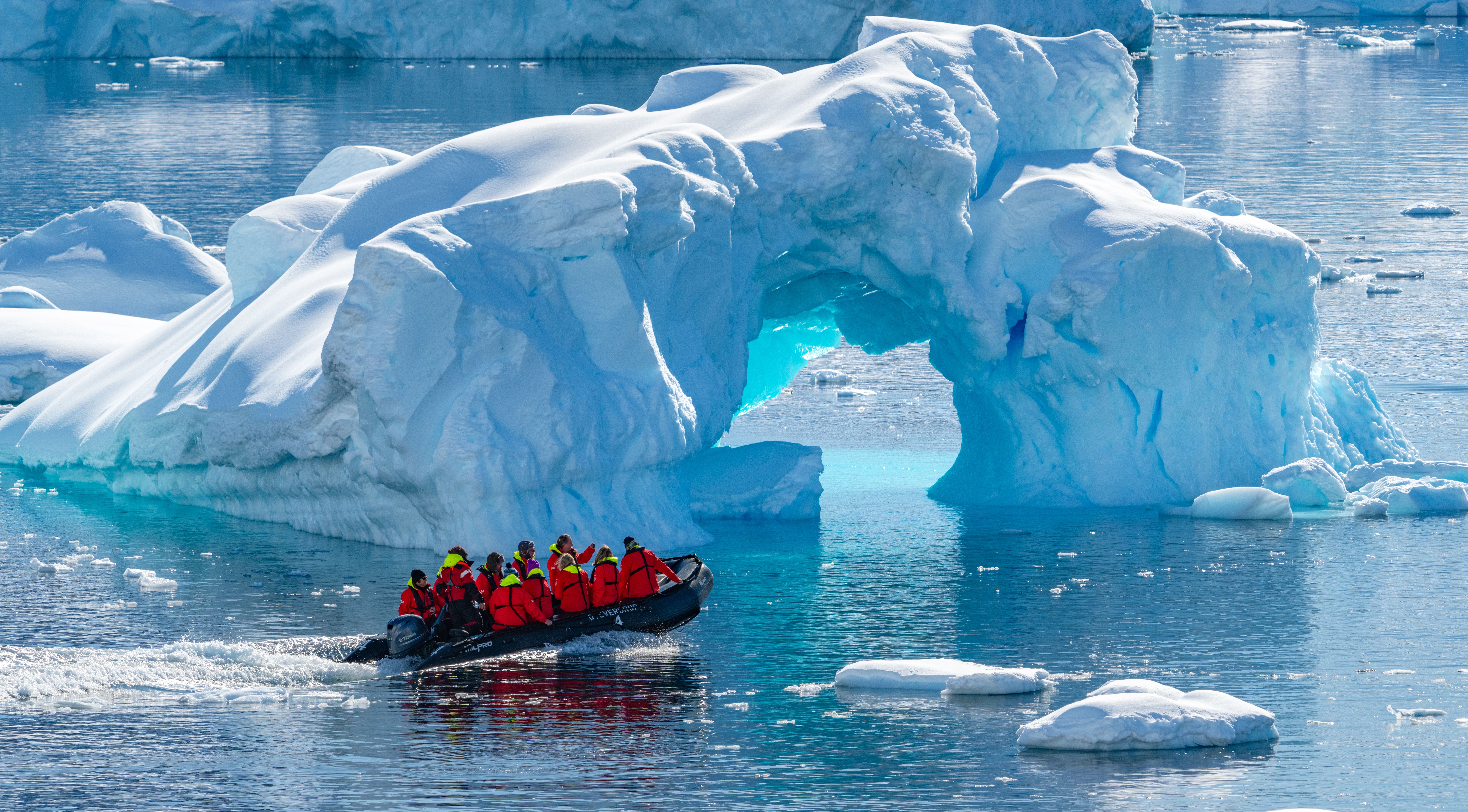 Antarctica_Cuverville_Island_HGR_165380_Photo_Yuri_Matisse_Choufour.JPG