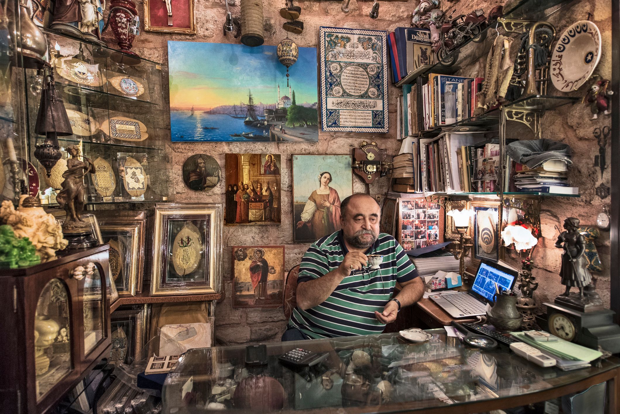 Istanbul antique shop
