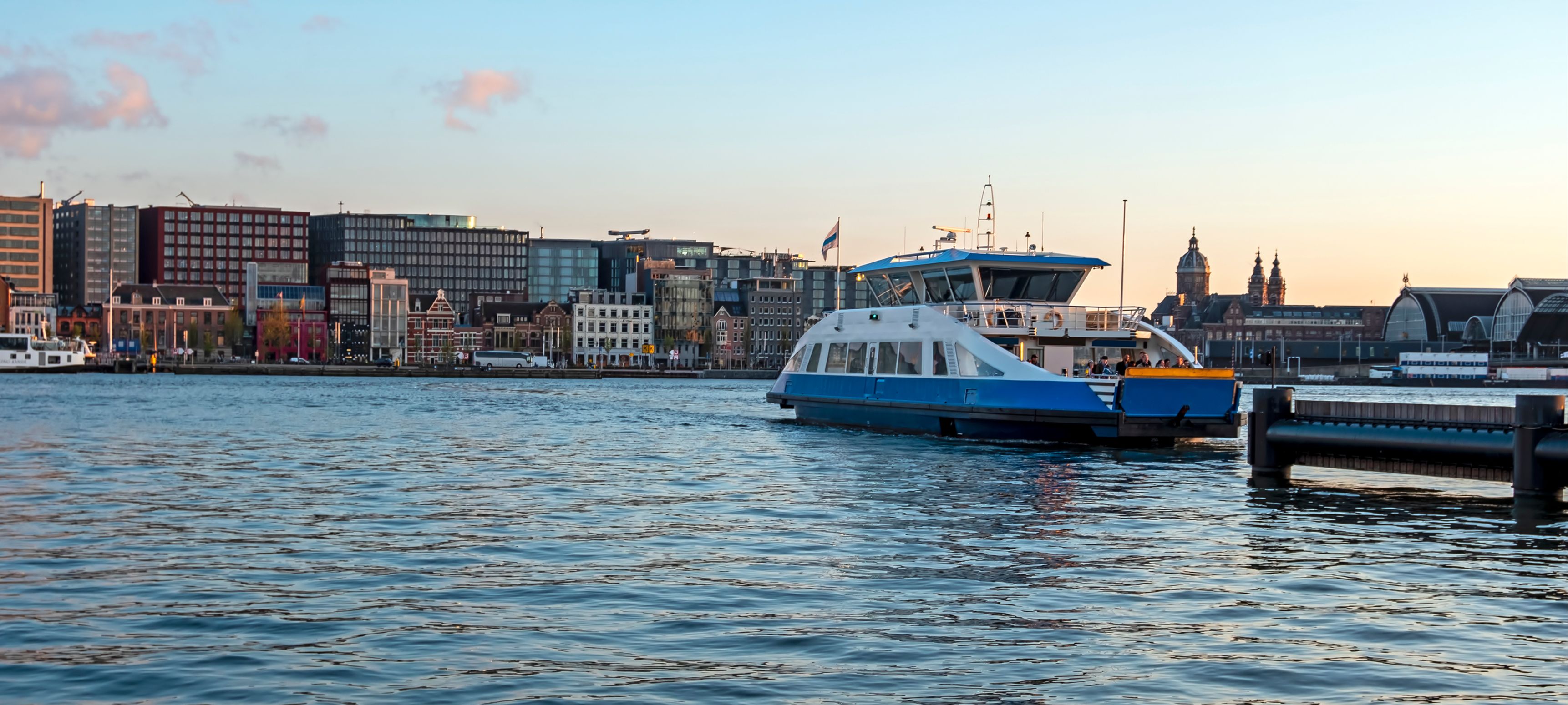amsterdam ferry