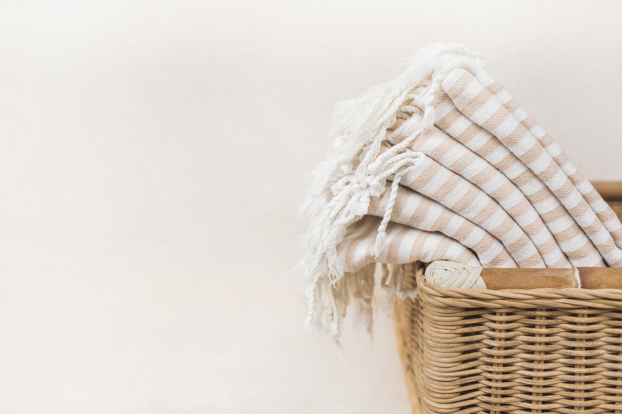 blanket basket