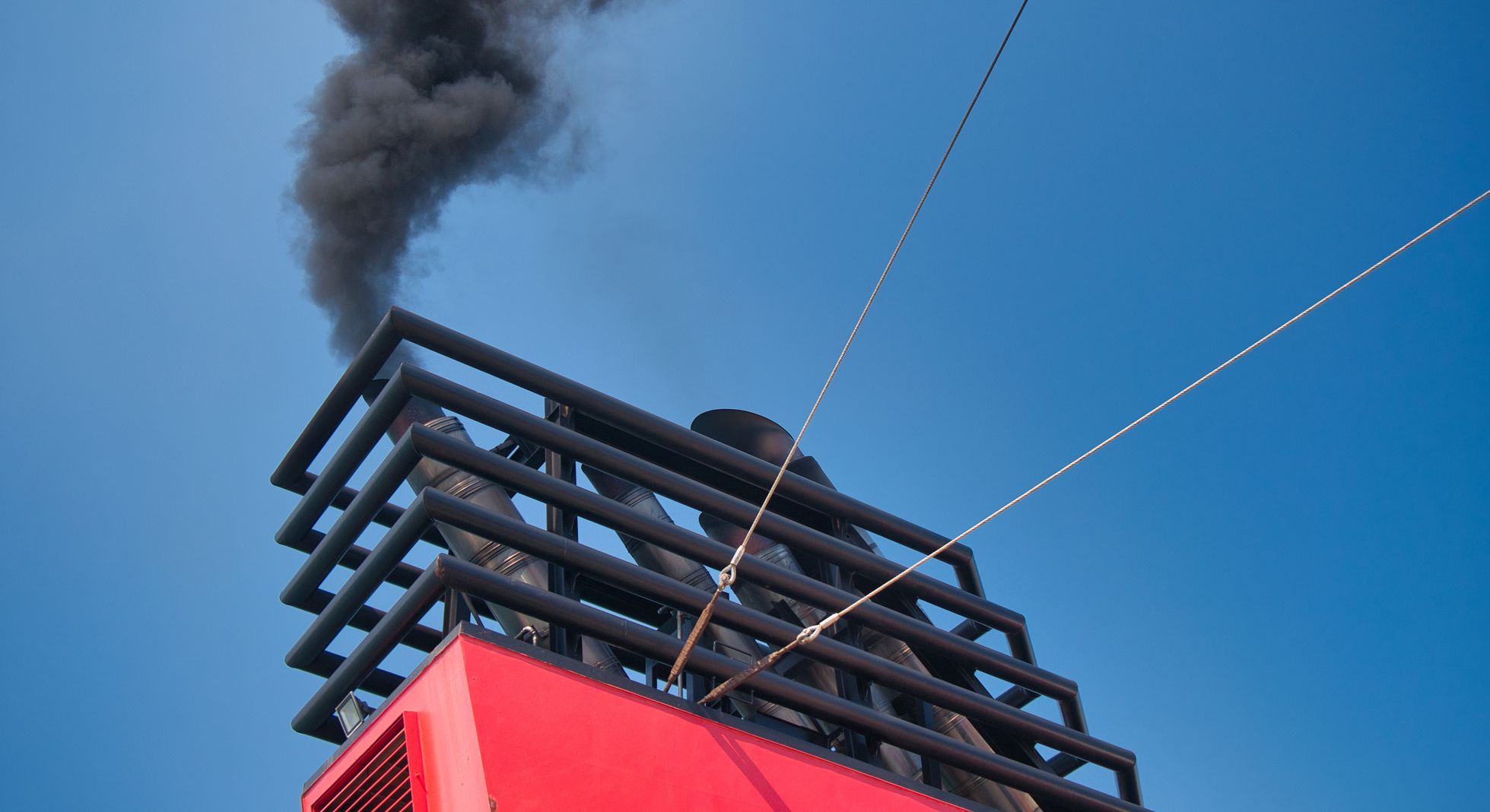 emissions from cruise ship