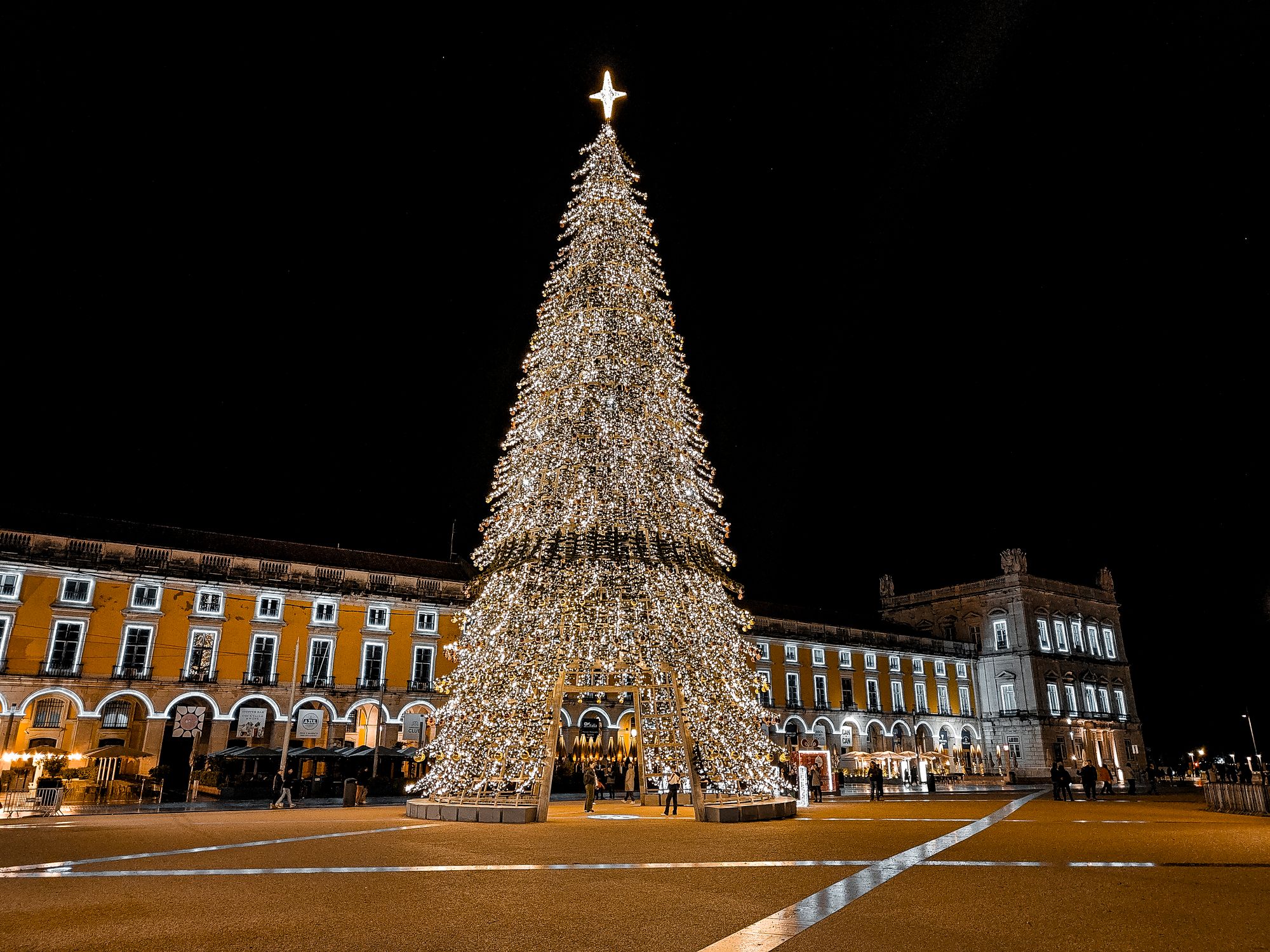 lisbon christmas lights